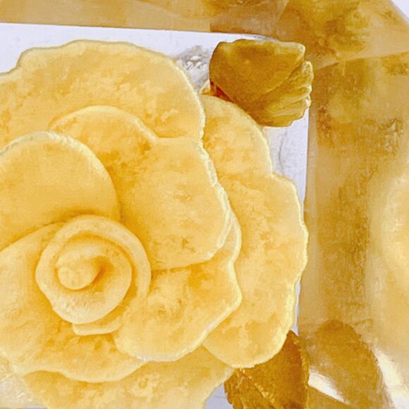 VTG Mid Century Earrings Lucite Embedded Rose Yellow Screw Back Floral - Picture 13 of 13